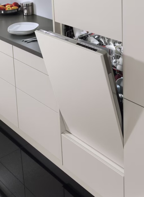 AEG FSE74707P teljesen beépíthető mosogatógép, 15 teríték, inverter motor, 3 kosár, 59.6x55x81.8 cm