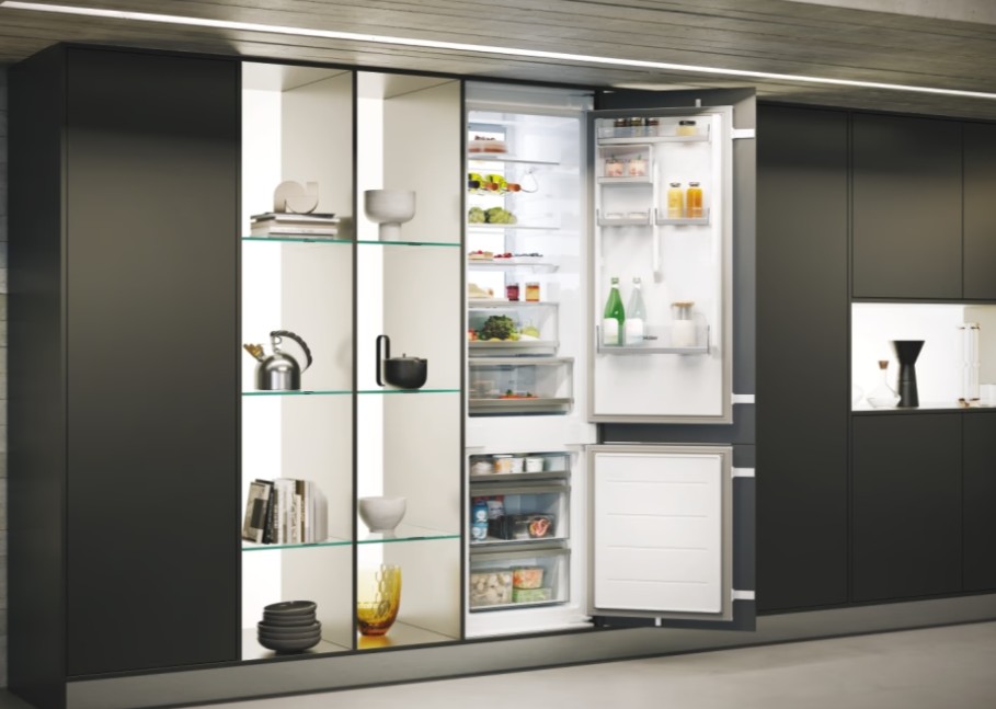 Haier HBW7519C No Frost beépíthető alulfagyasztós kombinált hűtőszekrény, 214/86L, Wifi, 54x55x193.5 cm