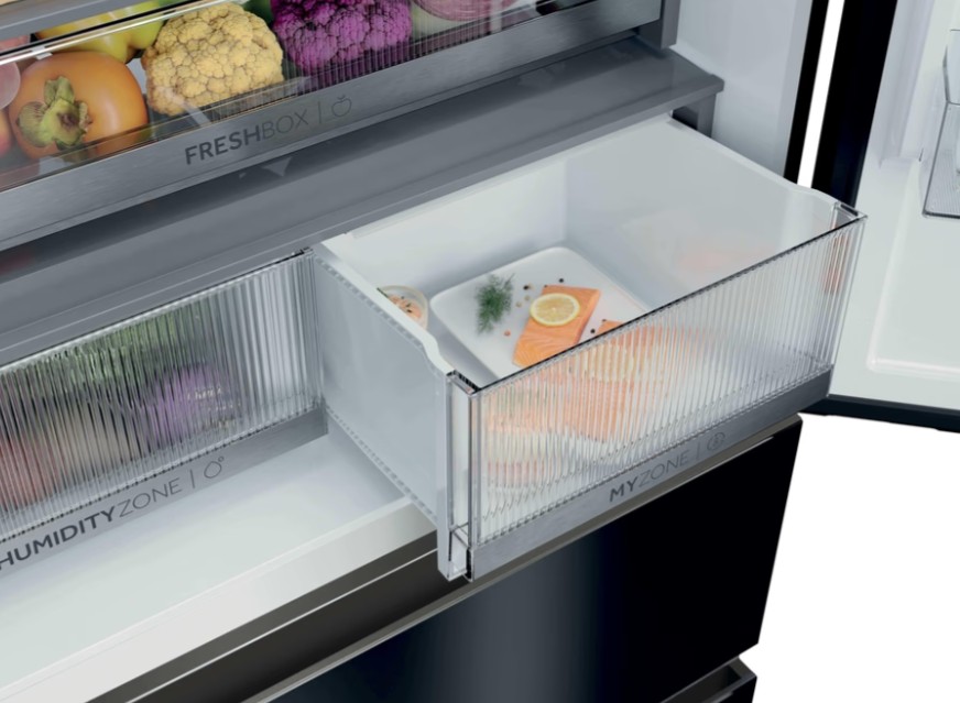 Haier HFKR7819DNGB No Frost side by side hűtőszekrény francia ajtós kialakítással, 299/169L, 83x59.4x190 cm, fekete szín 