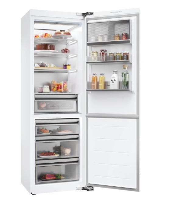 Haier HMLT7518EWF No Frost beépíthető alulfagyasztós kombinált hűtőszekrény, 175/103L, Wifi, 55.8x54.5x177.2 cm