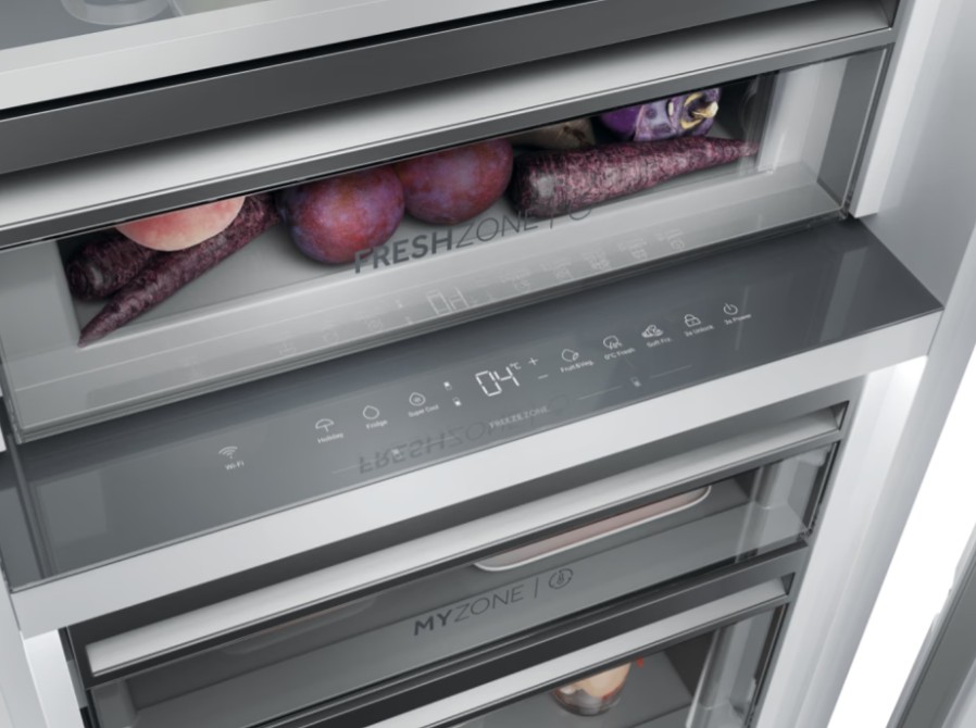 Haier HMLT7518EWF No Frost beépíthető alulfagyasztós kombinált hűtőszekrény, 175/103L, Wifi, 55.8x54.5x177.2 cm