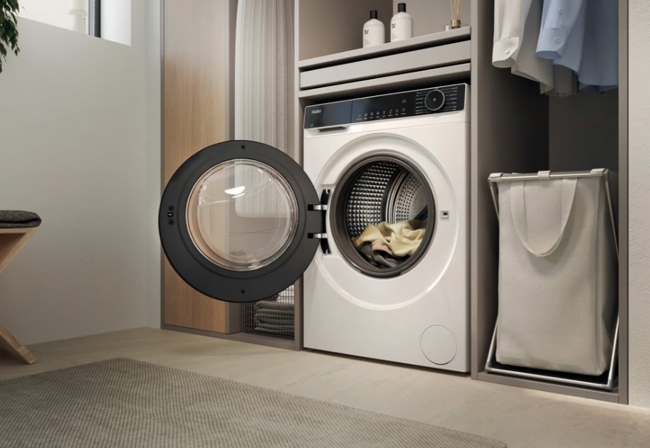 Haier HW70-BP14357TU-S elöltöltős mosógép, 7 kg, inverter motor, gőz, Wifi, 59.5x46.8x85 cm