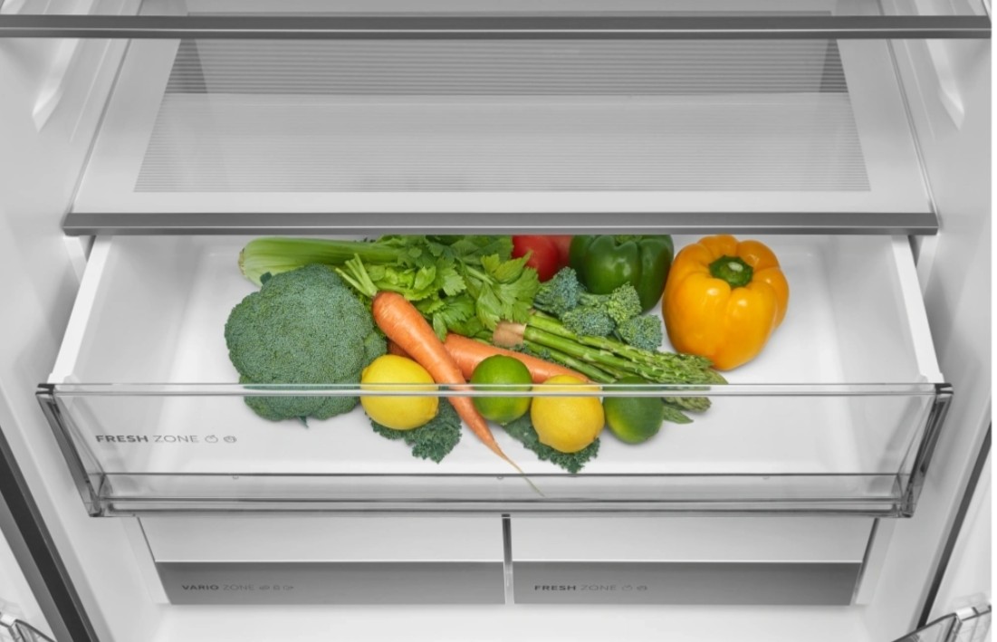 Midea MDRM587BIE70 No Frost side by side hűtőszekrény francia ajtós kialakítással, inverter motor, 276/150L, 75.3x60x191 cm, sötét inox szín 