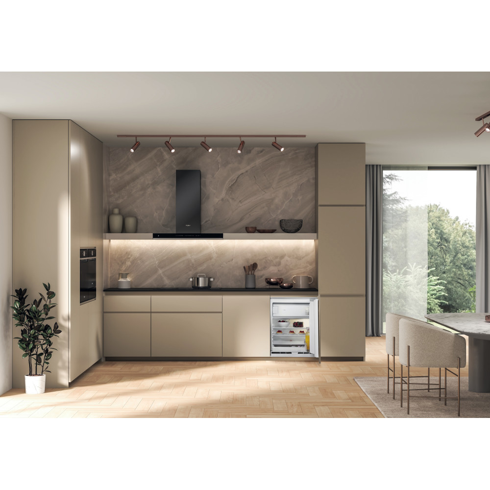 Whirlpool WBUF011 pult alá építhető hűtőszekrény, 108/18L, 59.7x54.5x81.9 cm
