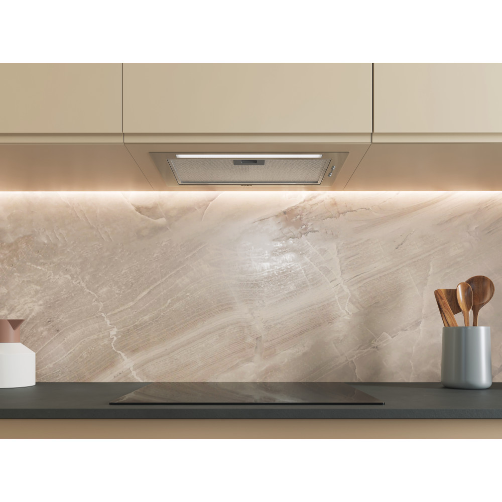 Whirlpool WCTH 63F LEB X kürtőbe építhető konyhai elszívó, 51.4x28.3x25.1 cm, inox szín 