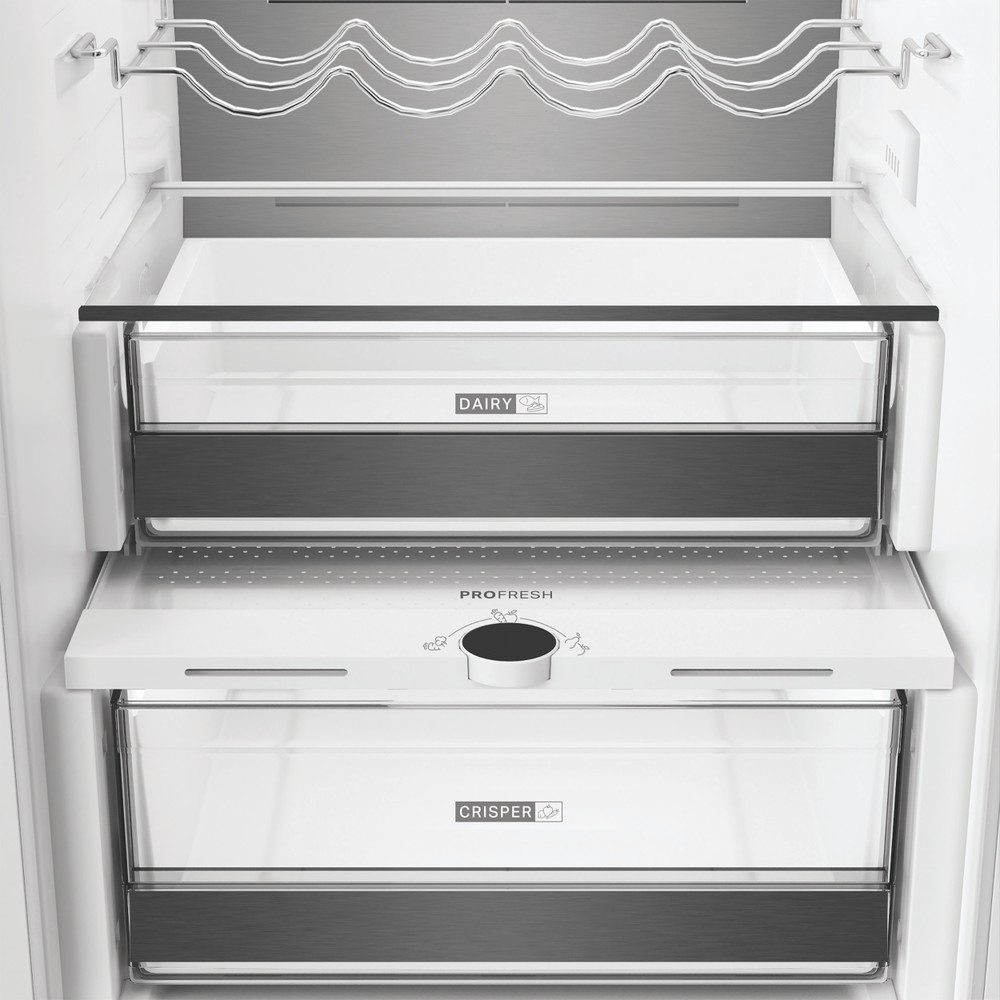 Whirlpool WHK2 5323 B5E1 Total No Frost beépíthető alulfagyasztós kombinált hűtőszekrény, 224/76L, Zen Inverter Kompresszor, 54x55x193.5 cm, cink fém szín 