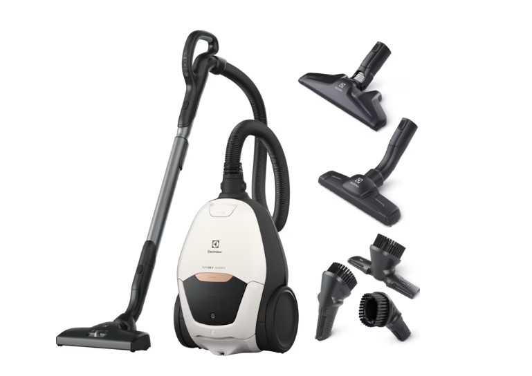 Electrolux PD82-ALRG Pure D8.2  porzsákos porszívó, 600W, krémfehér szín 