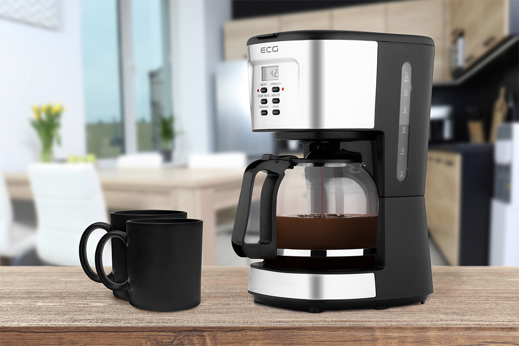 ECG KP 2125 filteres tea kávéfőző,1.5L,fekete/inox szín,900W