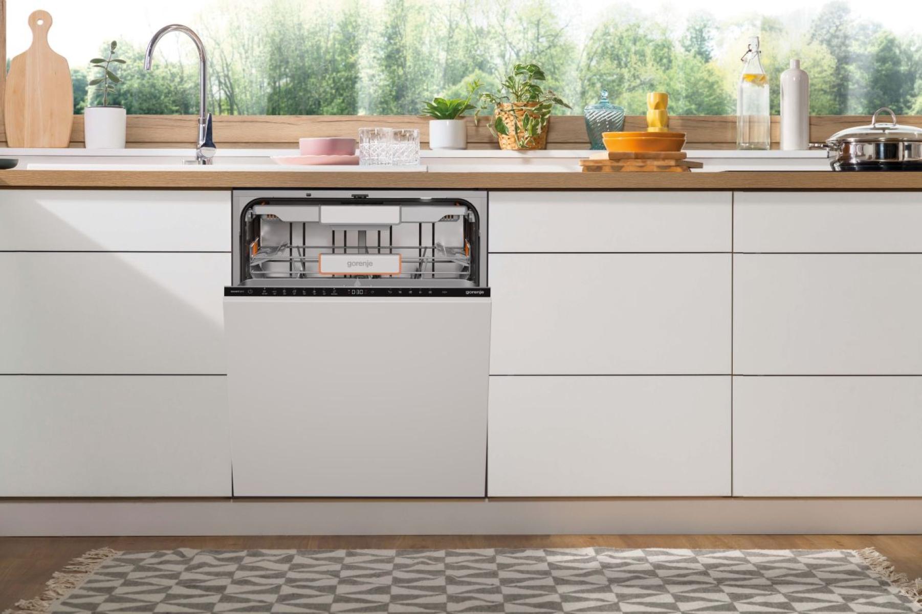 Gorenje GV693A65UVAD teljesen beépíthető mosogatógép, 16 terítékes, inverter Power Drive motor, WIFI, 3 kosár, automatikus ajtónyitás, 59.8x55.5x81.6 cm