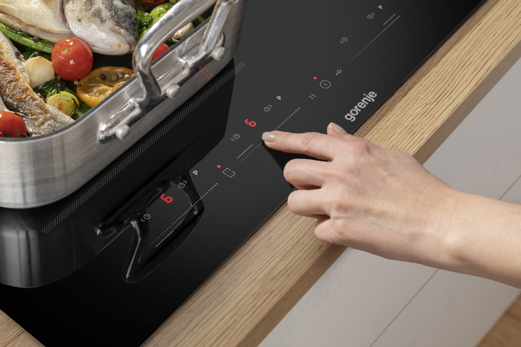 Gorenje GI6432BSCE beépíthető indukciós kerámialap Bridge összekapcsolható főzőzónával, 59x52x5.3 cm, fekete