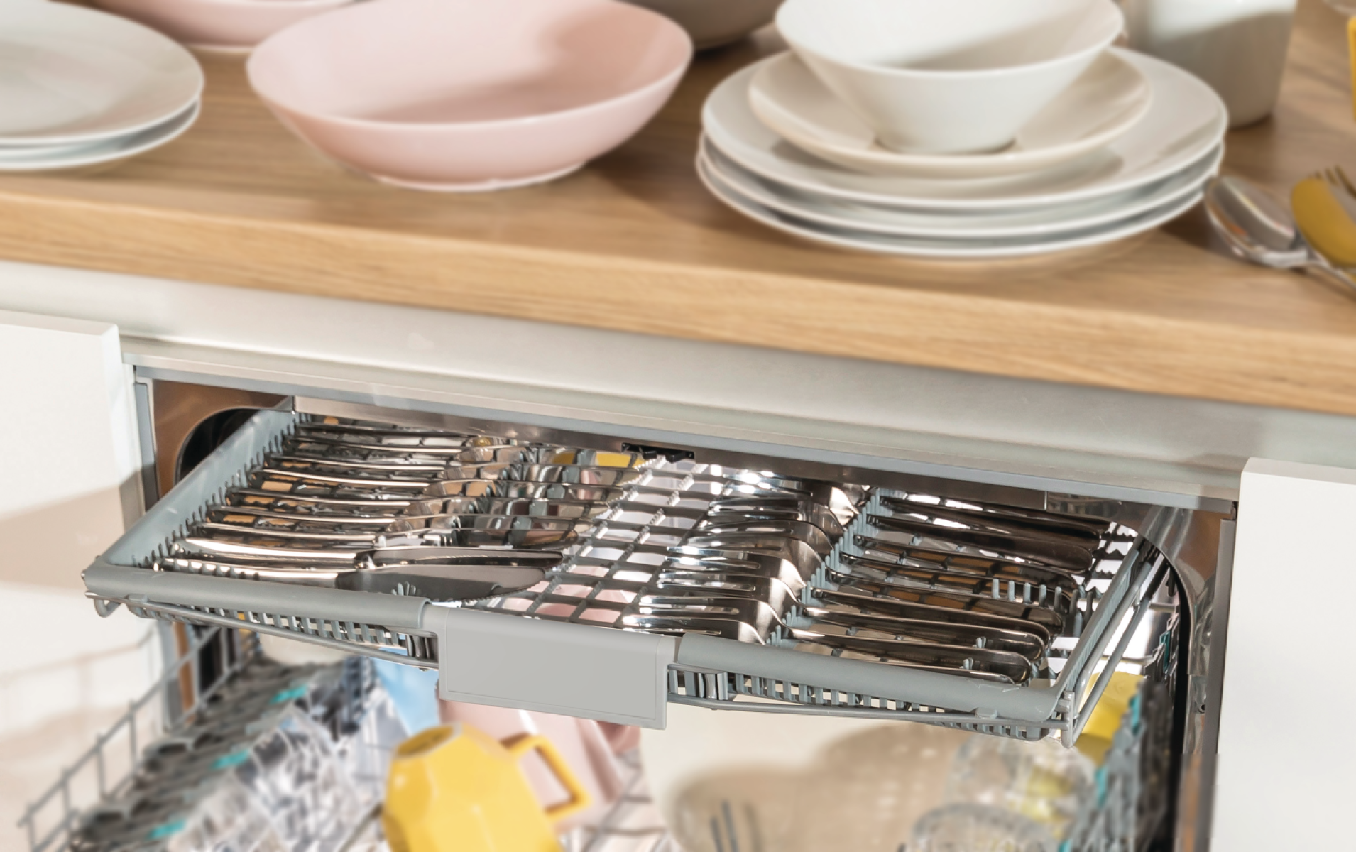 Gorenje GV643D90 teljesen beépíthető mosogatógép, 16 terítékes, 3 kosár, automatikus ajtónyitás, 59.8x55.5x81.6 cm 