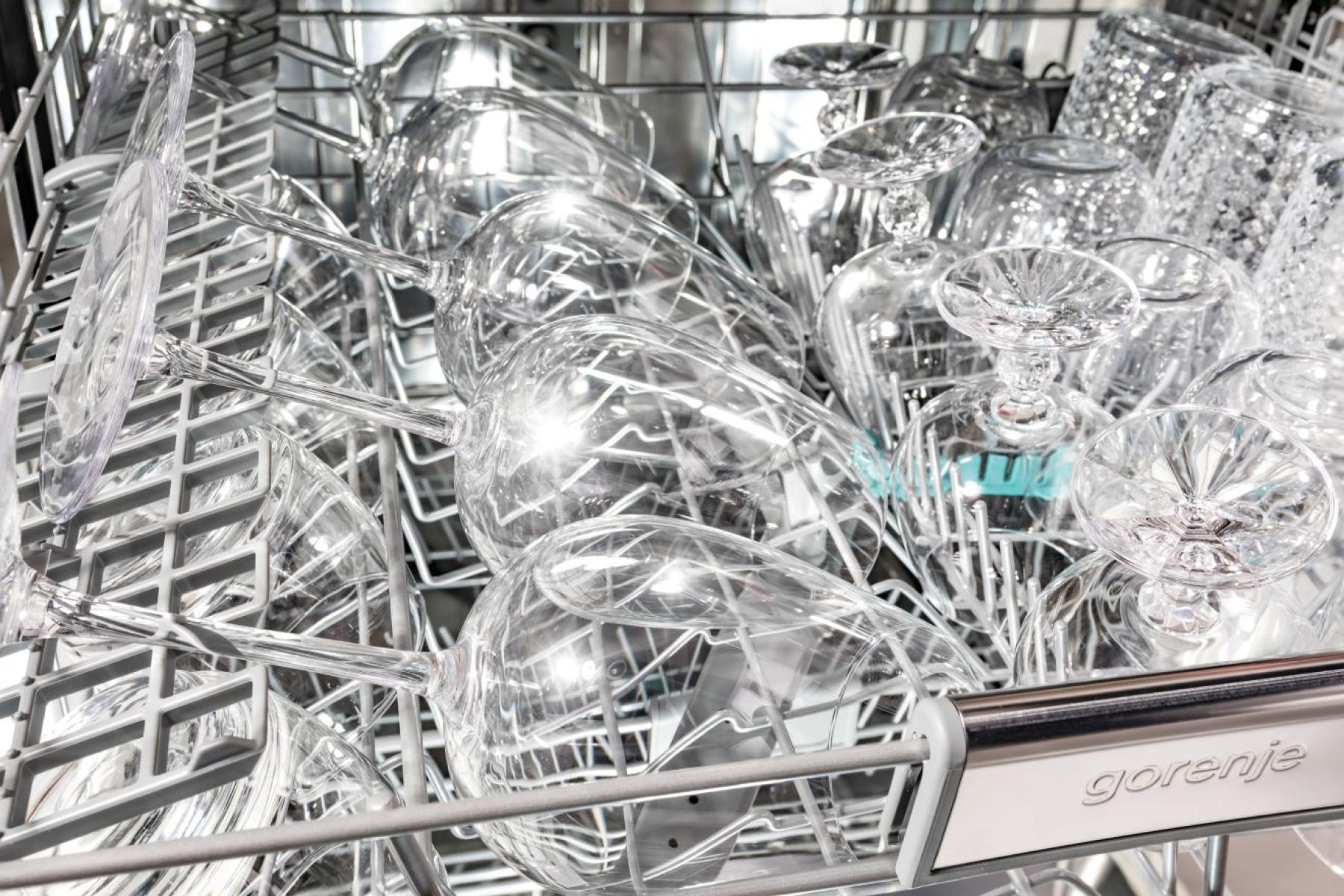 Gorenje GV642D90 teljesen beépíthető mosogatógép, 14 terítékes, automatikus ajtónyitás, 59.8x55.5x81.6 cm 