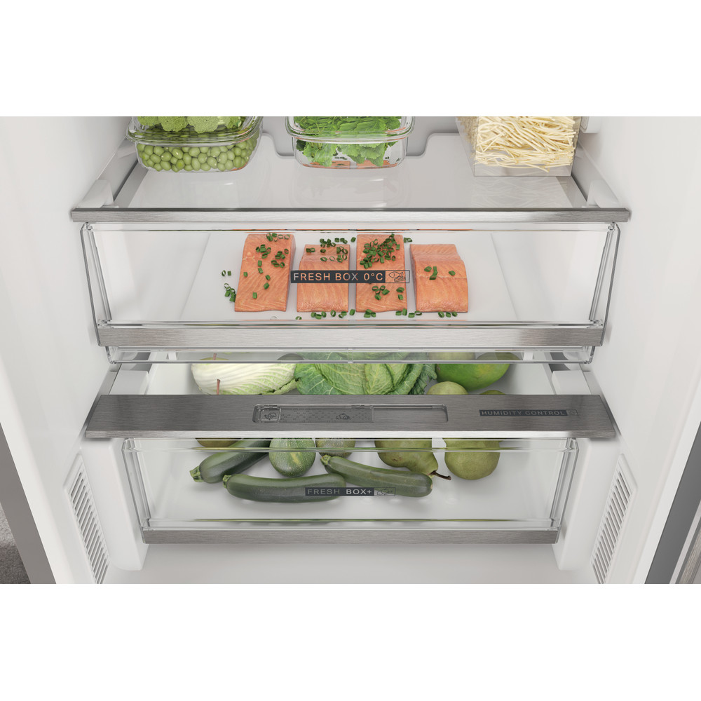 Whirlpool W7X 93T OX H Total No Frost alulfagyasztós kombinált hűtőszekrény, Zen Inverter Kompresszor, 263/104L, 59.6x67.8x202.7 cm, optic inox 