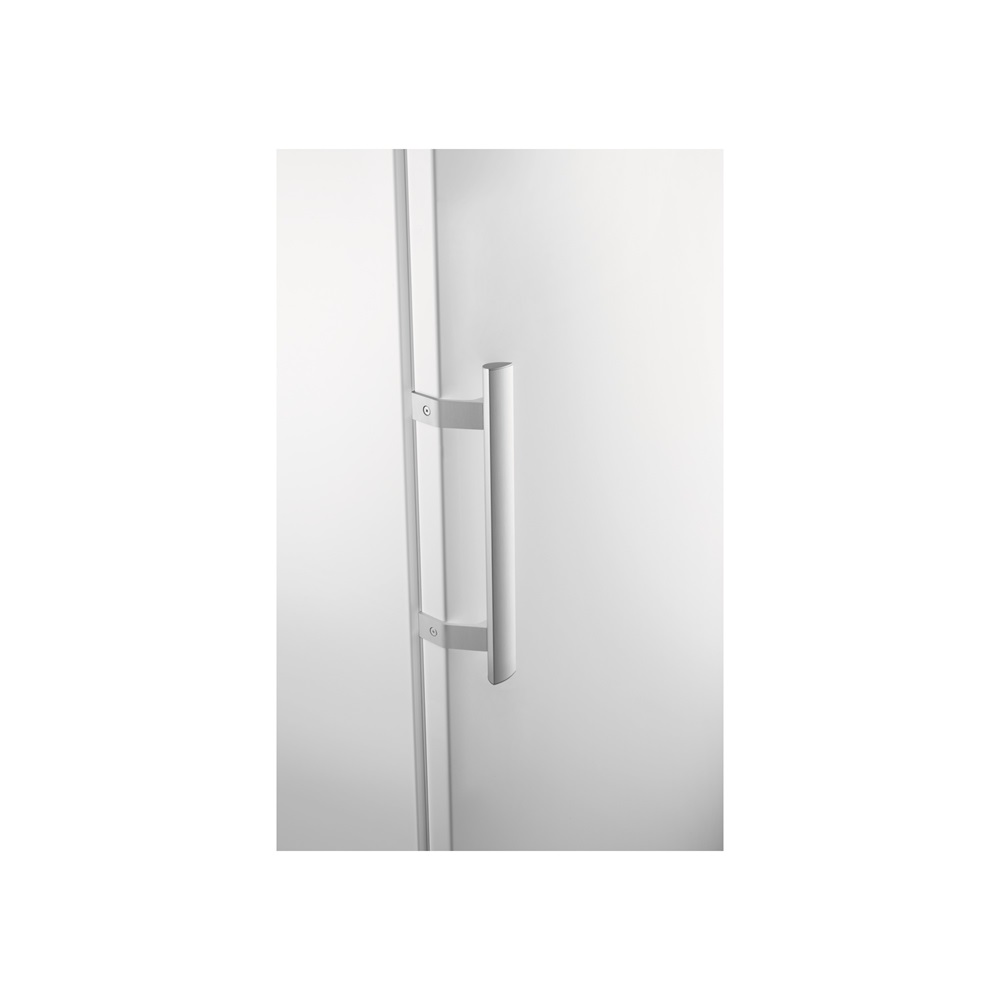 Electrolux 926649111 LRC4AE3W1R RF360 egyajtós hűtőszekrény, 357L, 59.5x65.3x175 cm